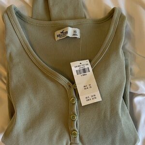 Hollister Ribbed Buttoned Top in Light Green